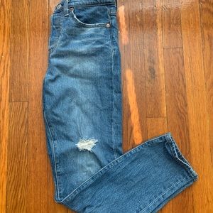 SOLD Levi’s Wedgie Jeans